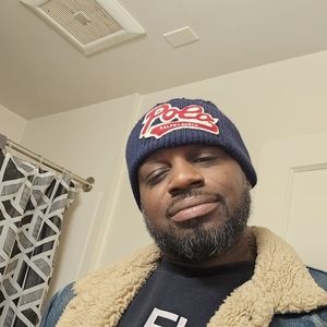 Meet your Posher, Larry